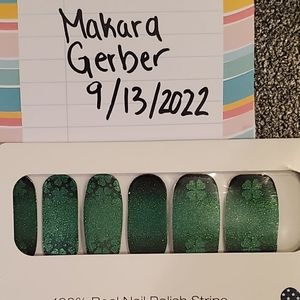 Color Street Clover and Out